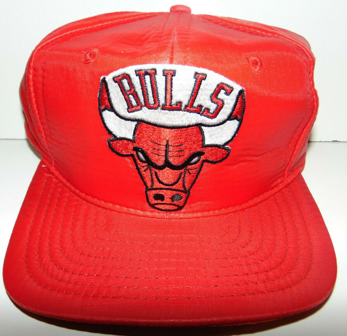 90s Vintage Chicago Bulls U.I.I. Universal Snapback Hat 
