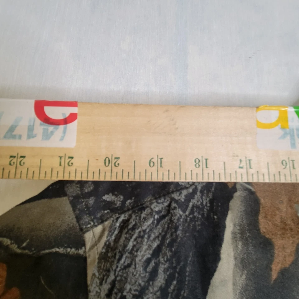 Winchester Supreme Men Size Med Hardwood Camo Button Up Short Sleeve Shirt - Image 3 of 4