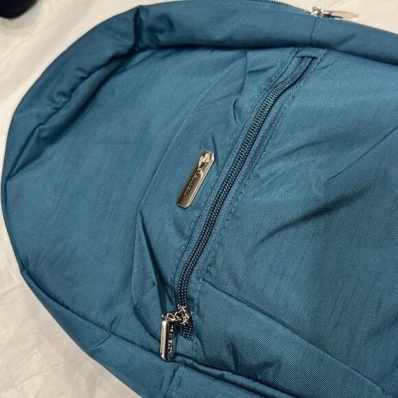 Travelon Anti-Theft Essentials Backpack Teal Peacock RFID Pockets LED Travel bag thumbnail 11