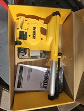 DEWALT DWH304DH Onboard Dust Extractor for 1-1/8" SDS Plus Hammers Tools