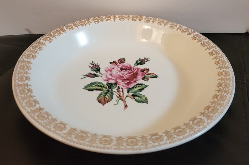 Vintage Collectable Pie Baking Dish Rose w/ Gold Trim... Homer Laughlin