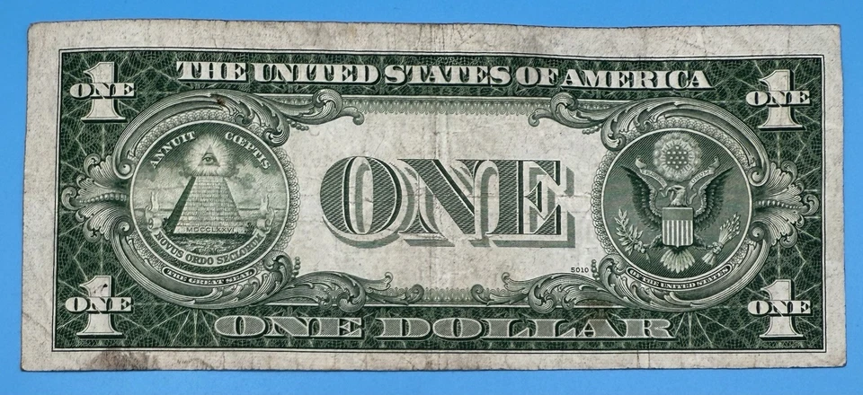 One Dollar 1935 D $1 Blue Seal Silver Certificate Note Serial: S 48327377 F - Image 2 of 2