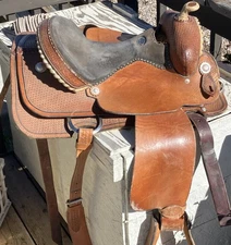 15" Double JJ Silver Conchos Show Saddle, Rodeo, Cowboy Western, Cheyenne Wyo PU