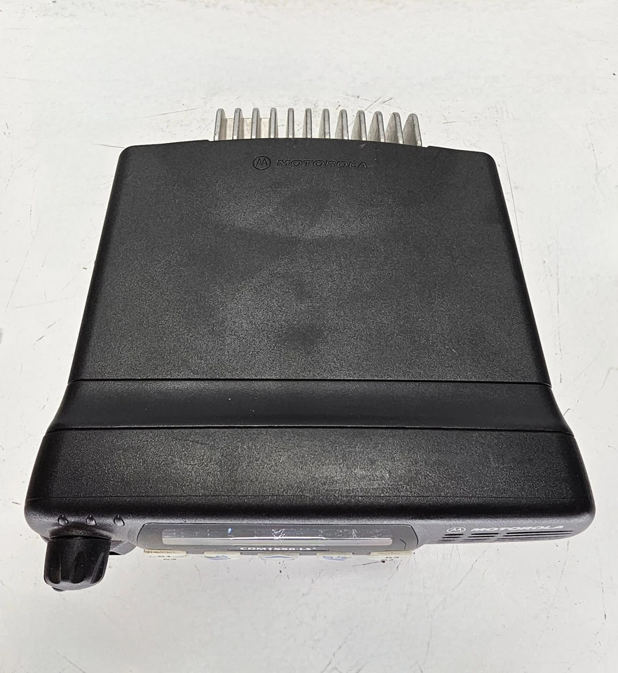 Motorola CDM1550 LS+ UHF 403-470 MHz 16 Channel 25 Watt (Complete Kit) - Image 3 of 4