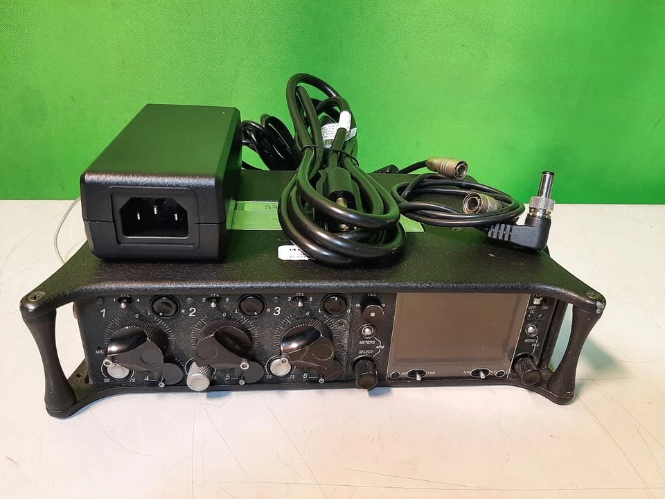 Sound Devices 633 6-Input Compact Field Mixer & 10-Track Digital Recorder/w PSU - Image 4 of 4