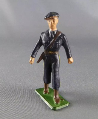 Starlux - Alpine Hunters - Type 3 - Officer Parade (ref 25 end of prod)