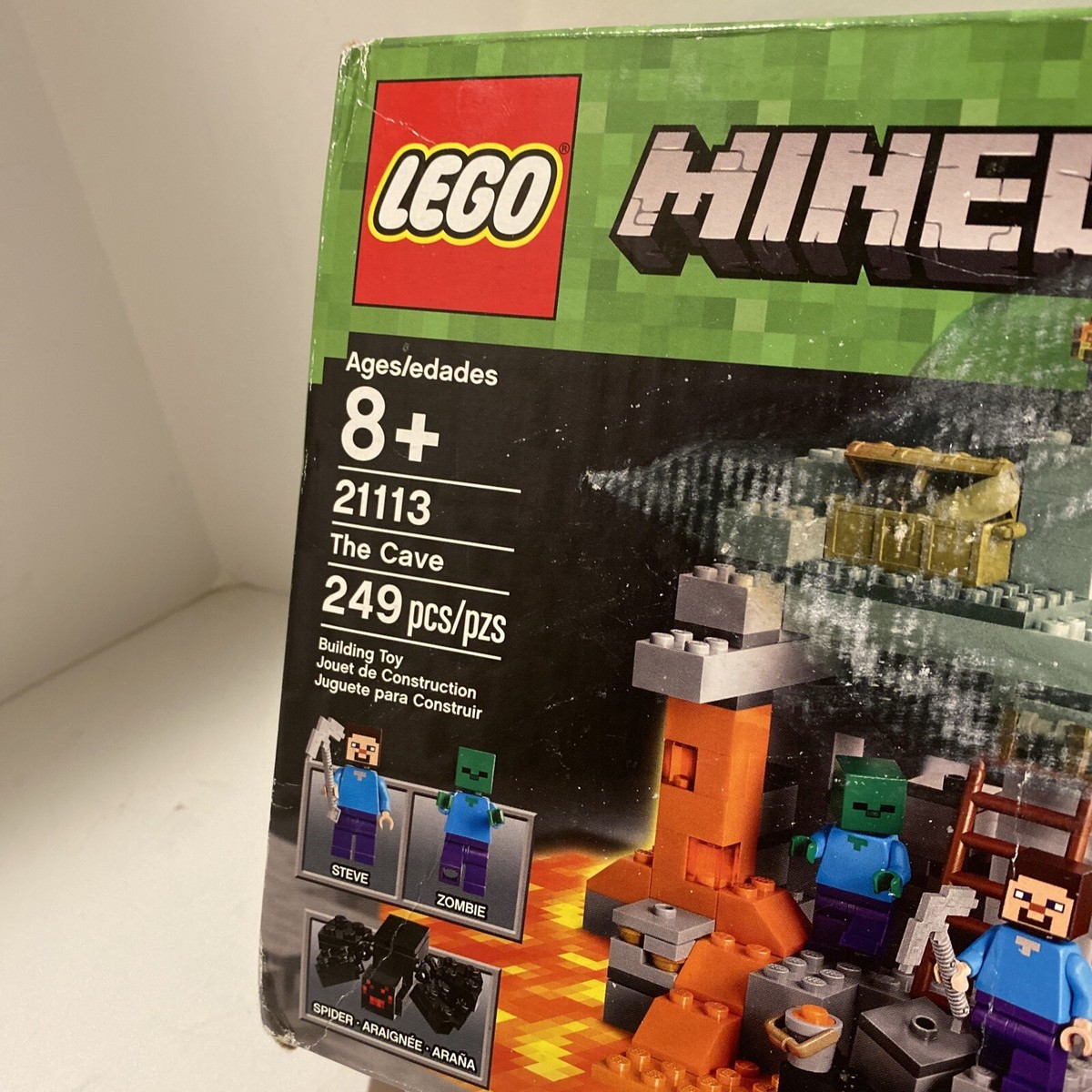 中古ゲームのセット LEGO Minecraft #21113 The Cave Set Moslty Complete with Directions