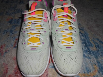 NIKE NSW REACT VISION WOMEN'S SHOES CI7523 300 Pistachio Frost/White sz 10