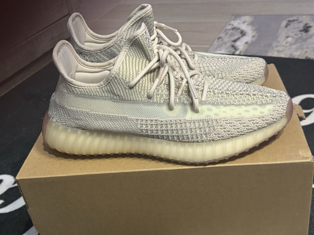 citrin reflective on feet