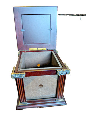 2002  Bombay Company Wood Photo Display Case Keepsake Box 5.75''  Square Base