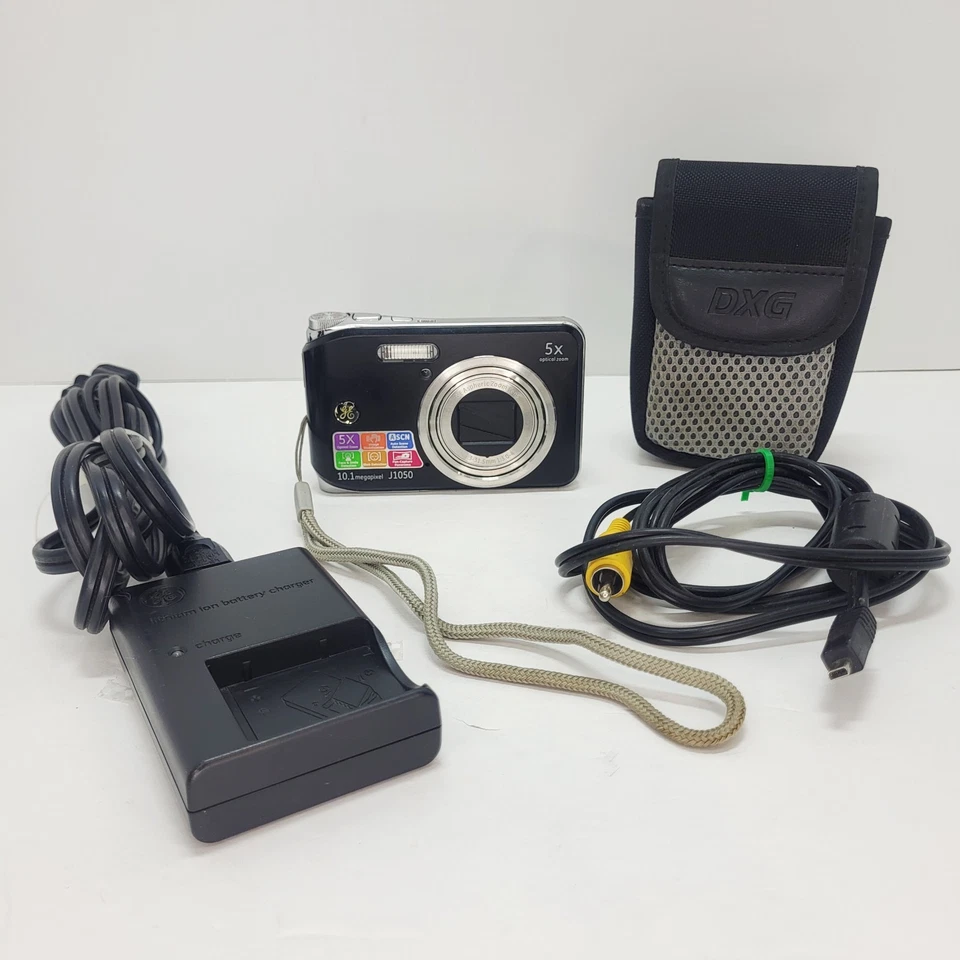 GE - 10.1MP Black Digital Camera J1050 (5x Optical Zoom) With Case & Cables - Image 2 of 4