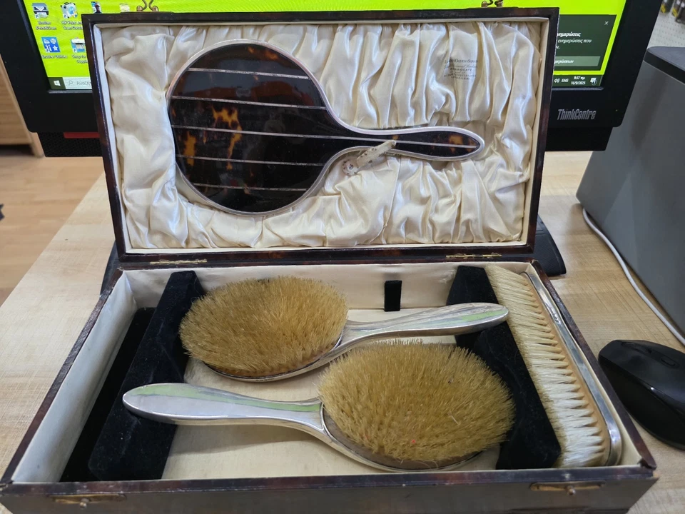 Antique J.W. Ogden & Sons Ltd East Anglian Fine Art & Antiques Art Deco silver - Image 2 of 4