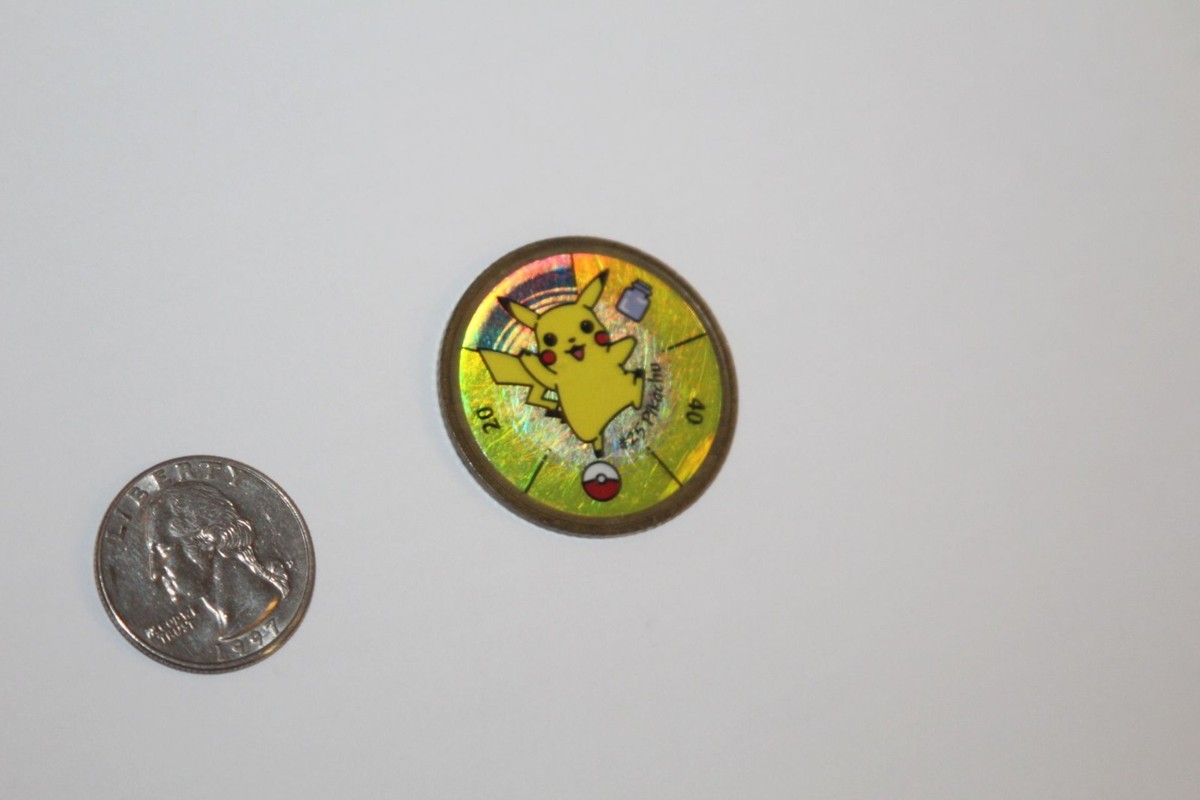 Vintage 1999 Pokémon Battle Coin – Pikachu Battling #25 Medallion