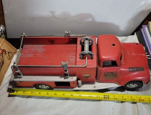 vintage metal Tonka Toys Firetruck truck T.F.D #5 as seen