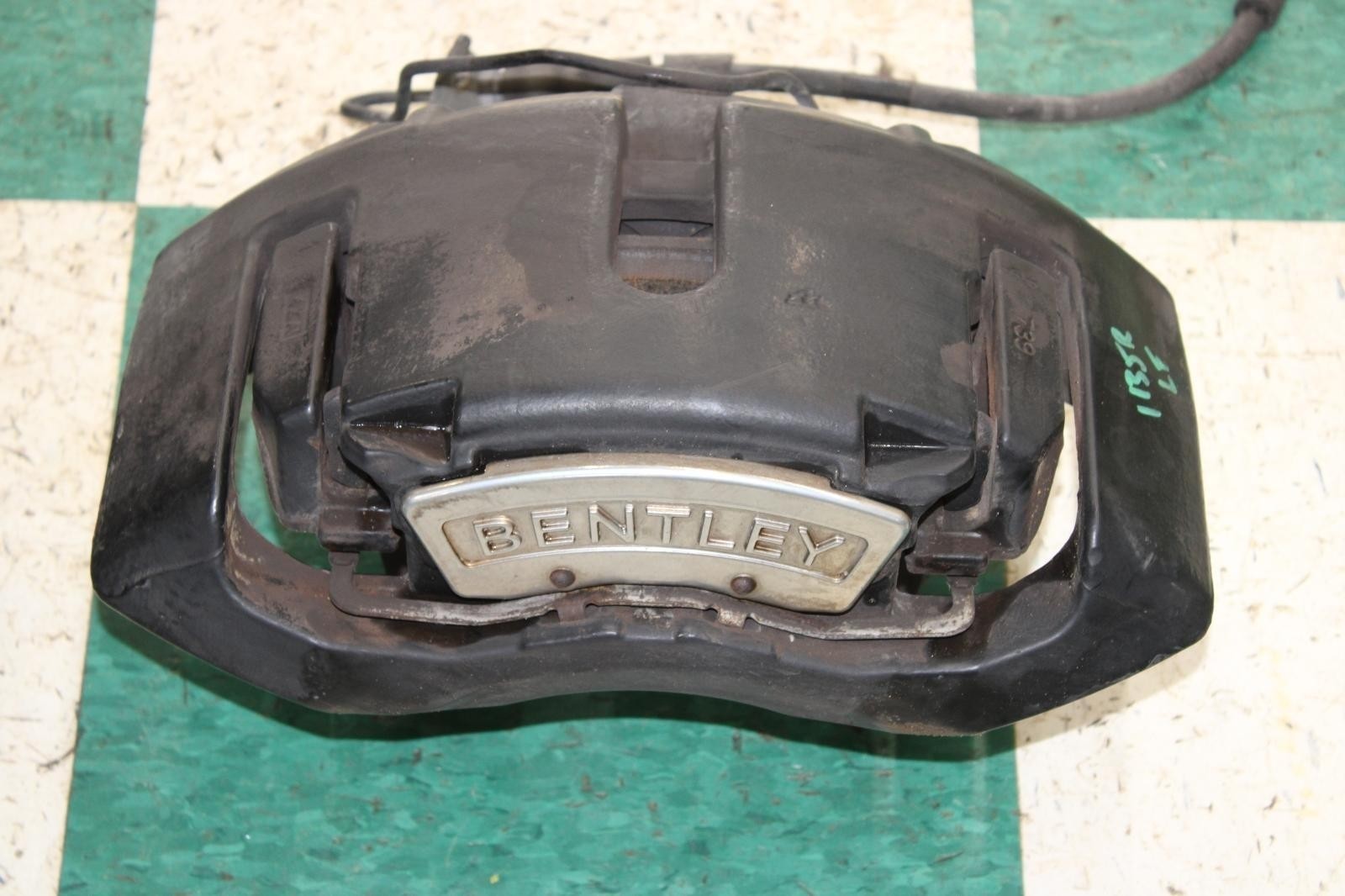 13-18 Flying Spur Set LF LH Left RF RH Right Pair 2x Brake Caliper Unit OEM OE