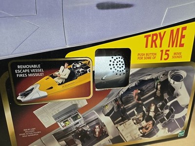 Star Wars Episode 1 Electronic Naboo Royal Starship Blockade