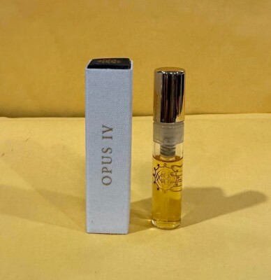 1 Sample Vial AMOUAGE OPUS IV Library Collection for Unisex 0.05 oz EDP Spray
