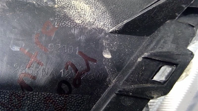 2020-2022 HYUNDAI ELANTRA LEFT HALOGEN TURN SIGNAL OEM 92302-F2 - Image 3 of 4