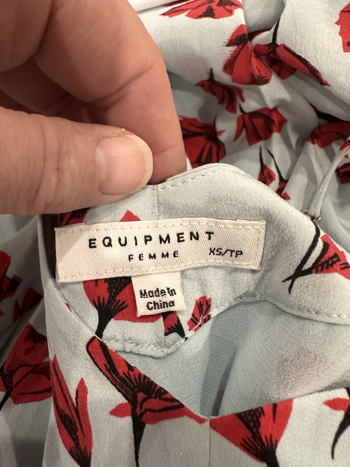 https: poshmark.com/listing/Silk-Equipment-Jada-S… - image 3