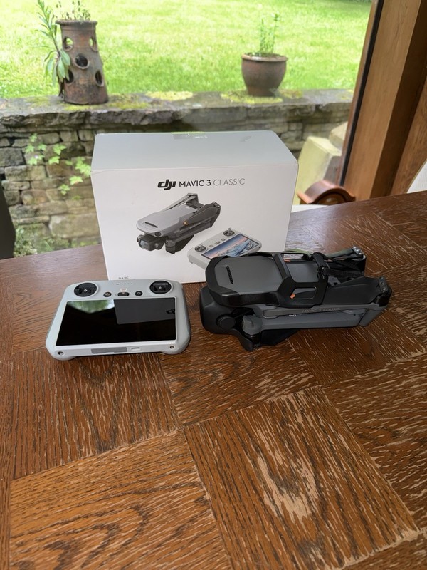 DJI Mavic 3 Classic Drone with DJI RC Controller – Excellent Condition