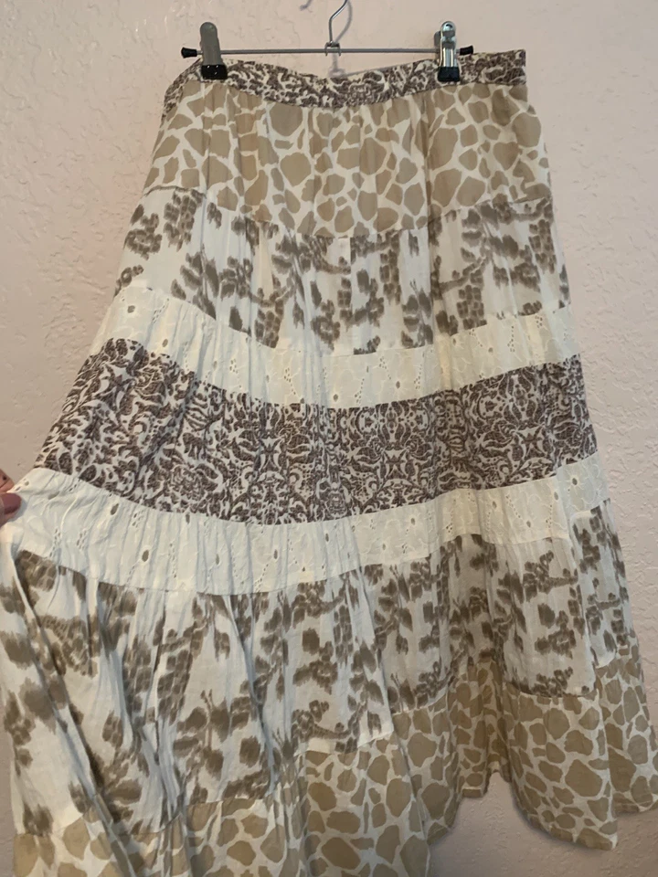 Saia Elementz Boho camadas ilhós, padrões taupe totalmente forrados Tamanho PS - Imagem 2 de 3