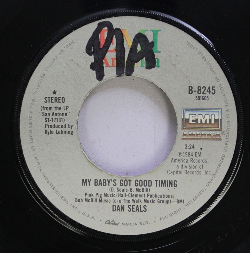 Country 45 Dan Seals She Thinks I Still Care / My Baby'S Got Good