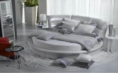 Ultimate Comfort Glossy Finish Round Leather Bed