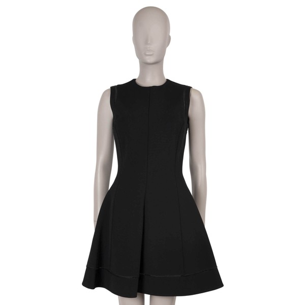 70952 authentisches Victoria Beckham schwarz Viskose ärmellos ausgestellt Minikleid 12 M