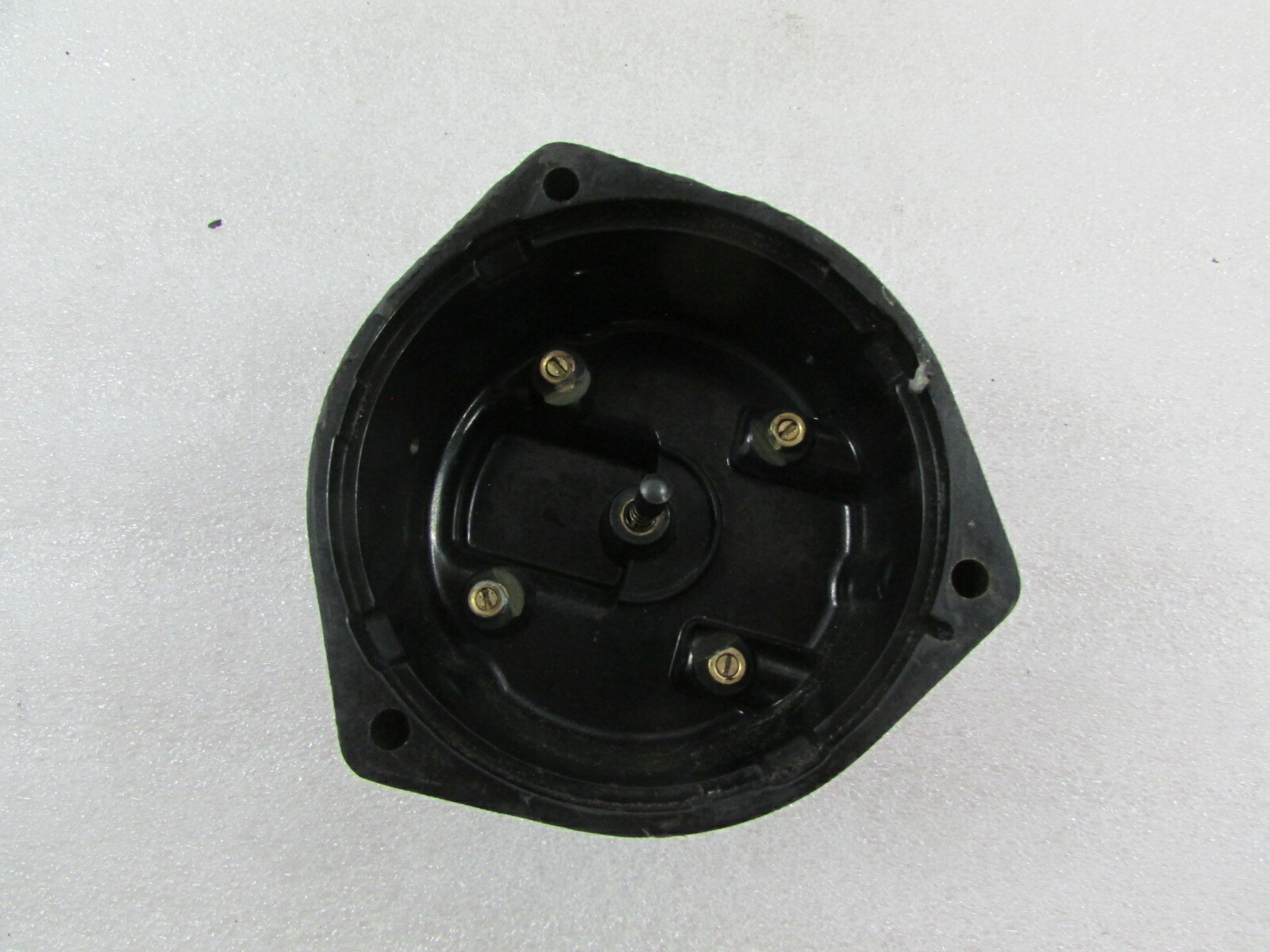 Ferrari 308, Distributor Cap, Used, P/N 95300044
