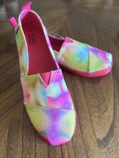 TOMS Size 5 Kids Alpargata Rainbow Tie Dye Slip-On Moccasin New