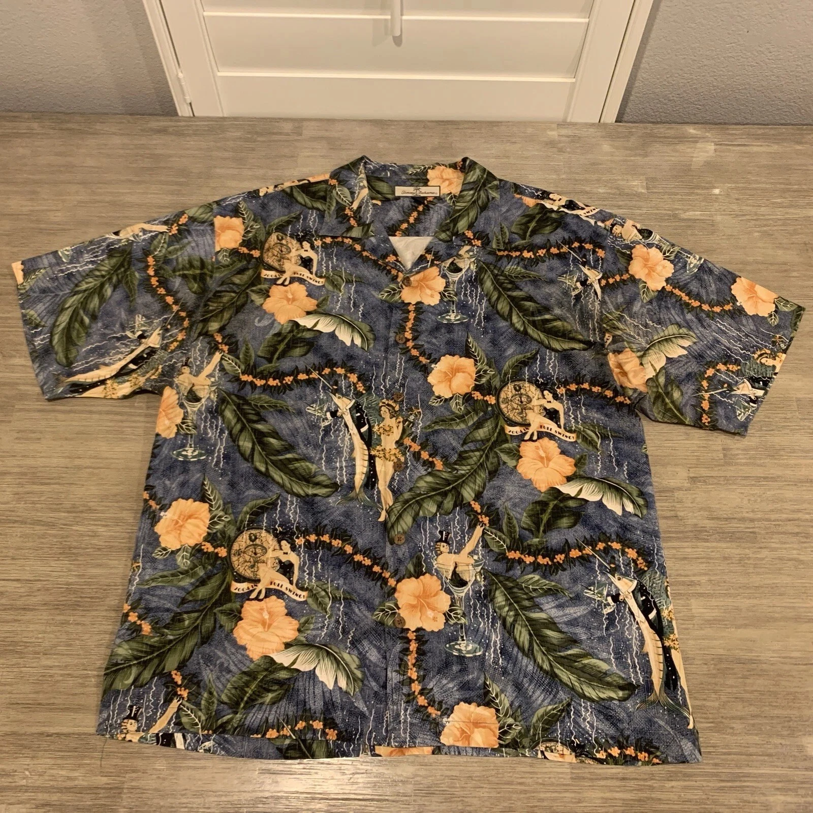 Vintage Tommy Bahama Silk Button Up 2004 In Full Swing Short Sleeve Shirt Sz XL