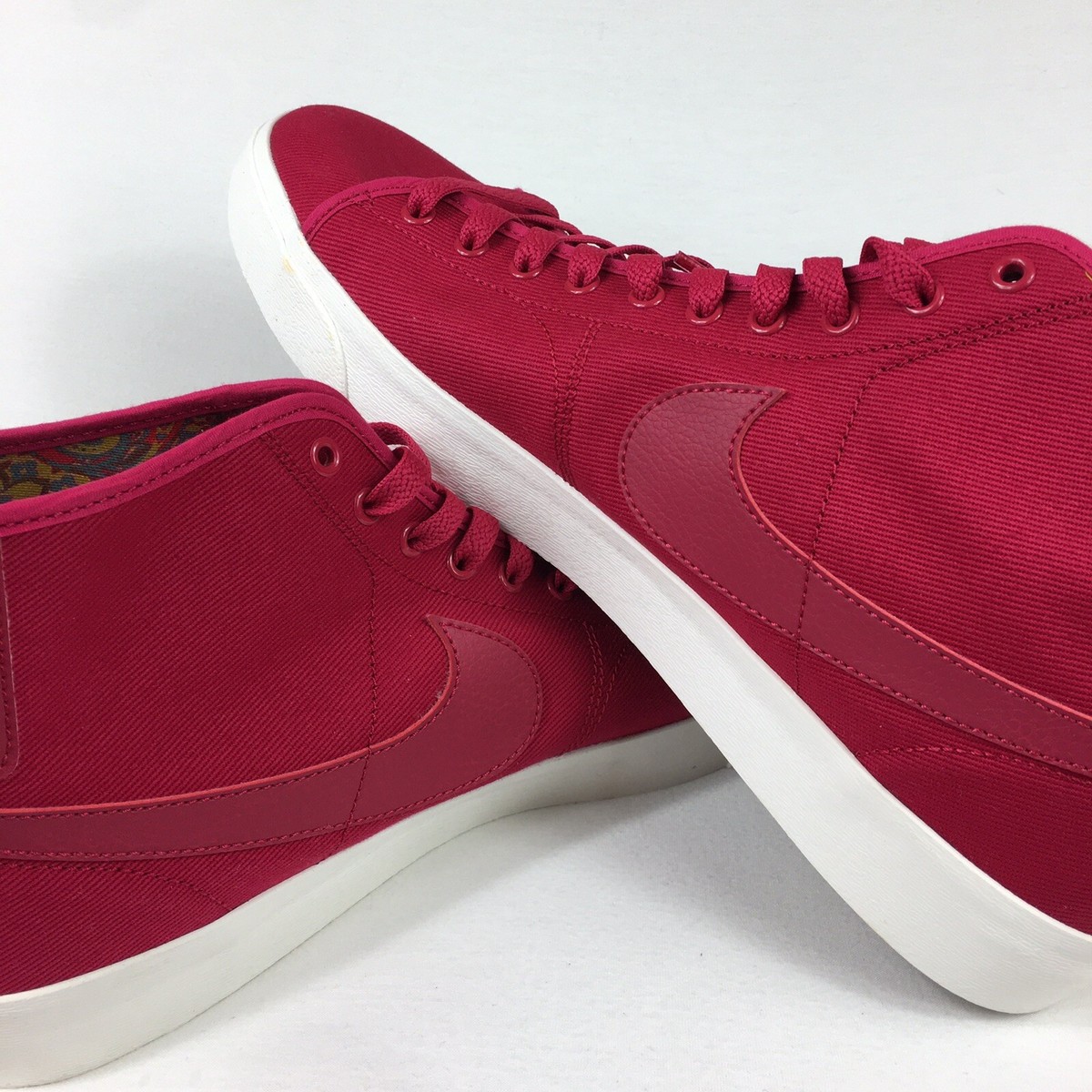 Nike SB Blazer Court Mid Premium Mystic Hibiscus Red Men display picture 1