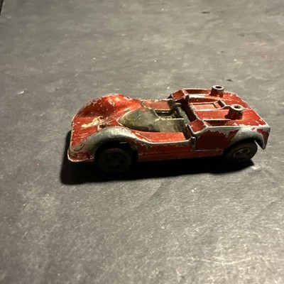 Hot Wheels Redline 1968 Chaparral 2G US Rose #M2
