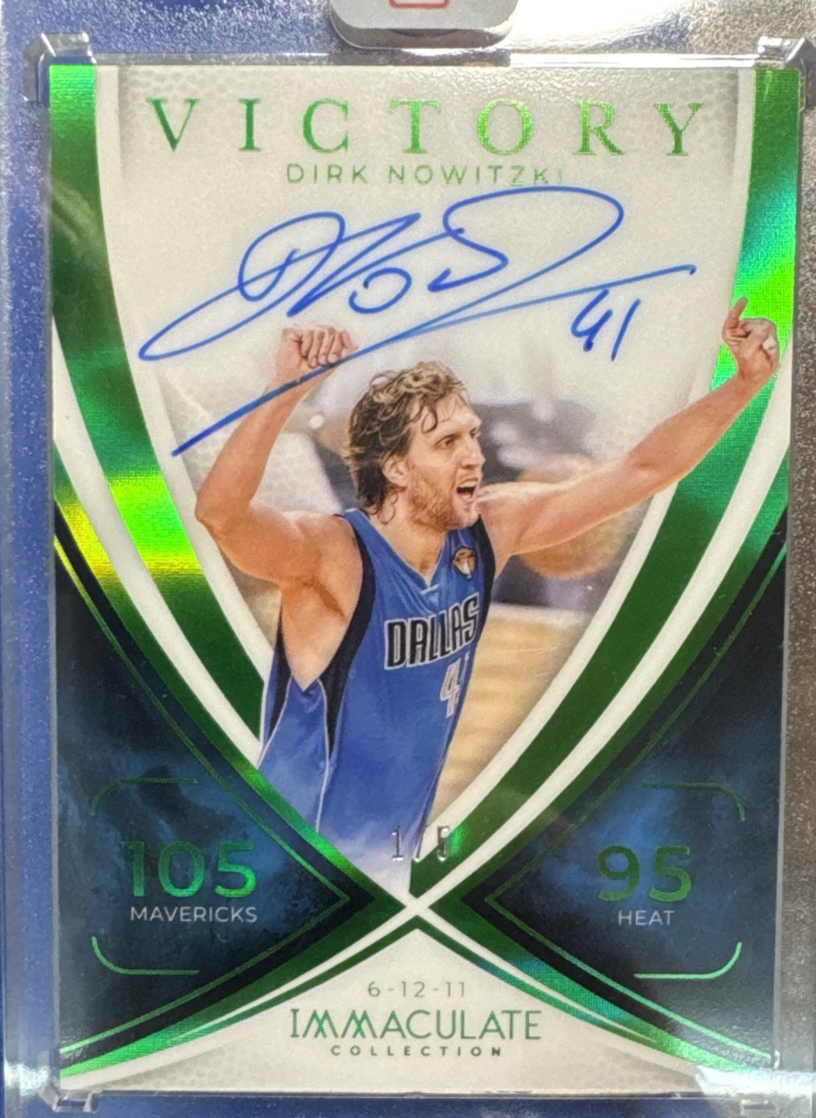 2024 Panini Immaculate Dirk Nowitzki Victory Signatures Green Emerald Auto 1/5