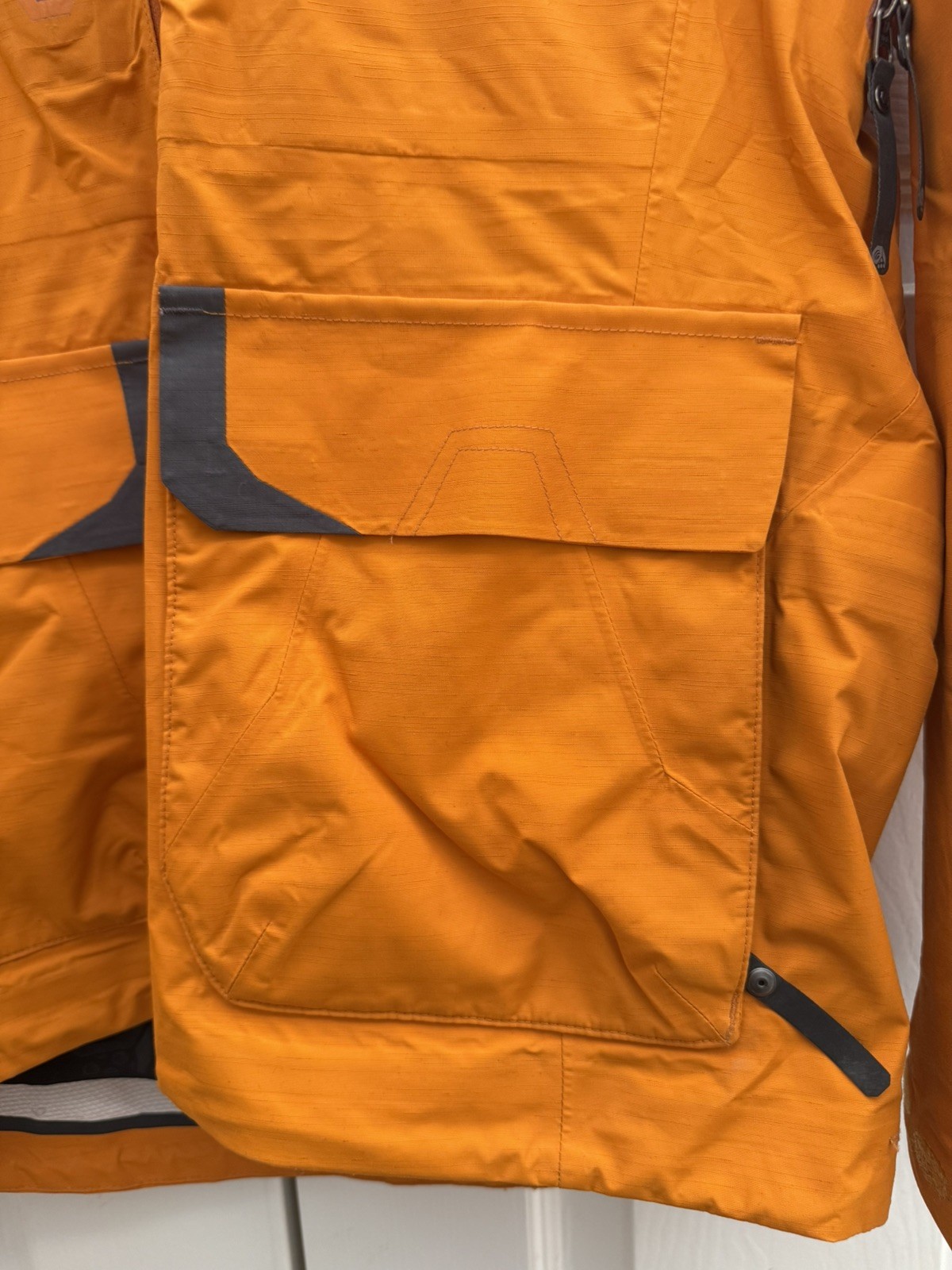 Mountain Hardware Conduit Softshell Jacket Men Sm… - image 7