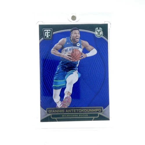 2024-25 Panini Totally Certified - Giannis Antetokounmpo #3 Blue Mirror 17/199