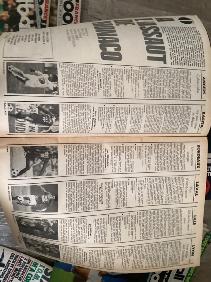Ancienne revue FRANCE FOOTBALL N°1701 du 14 Novembre 1978