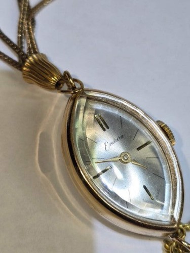 Vintage Endura Ladies see through back pendant with necklace chain and original