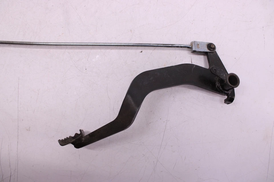 97-99 YAMAHA BIG BEAR 350 OEM PEDAL FRENO TRASERO DERECHO con varilla de acoplamiento  Foto 4 de 4