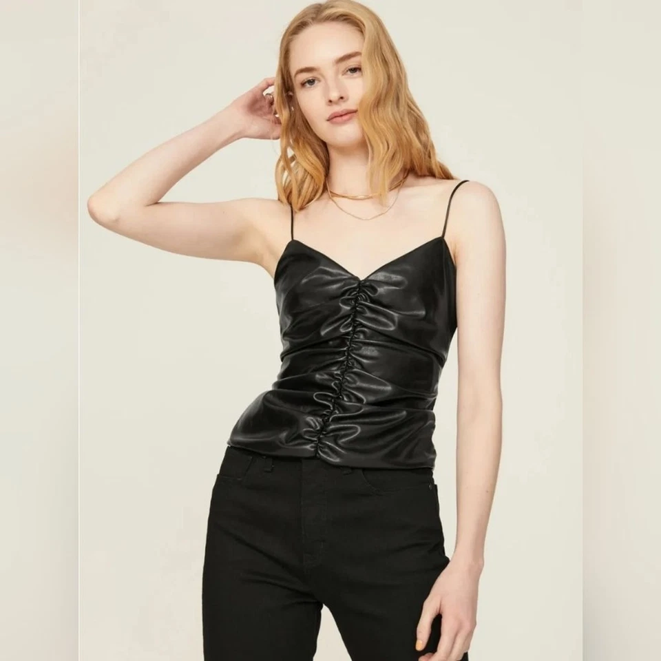 7 适合全人类黑色人造皮革褶皱迷彩 XS 码素食骑手时尚摇杆 — 第 3/4 张图片