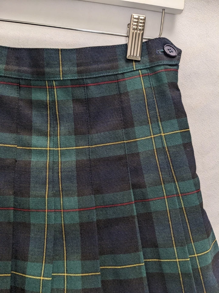 Minifalda de tenis plisada a cuadros escoceses American Apparel talla pequeña Foto 3 de 4