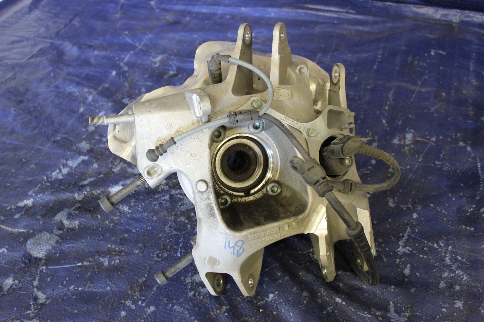 Porsche 911 GT3 2014 Rear Right Inner Steering knuckle