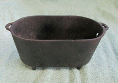 Vintage ''H.B.-84'' Cast Iron Ham Broiler