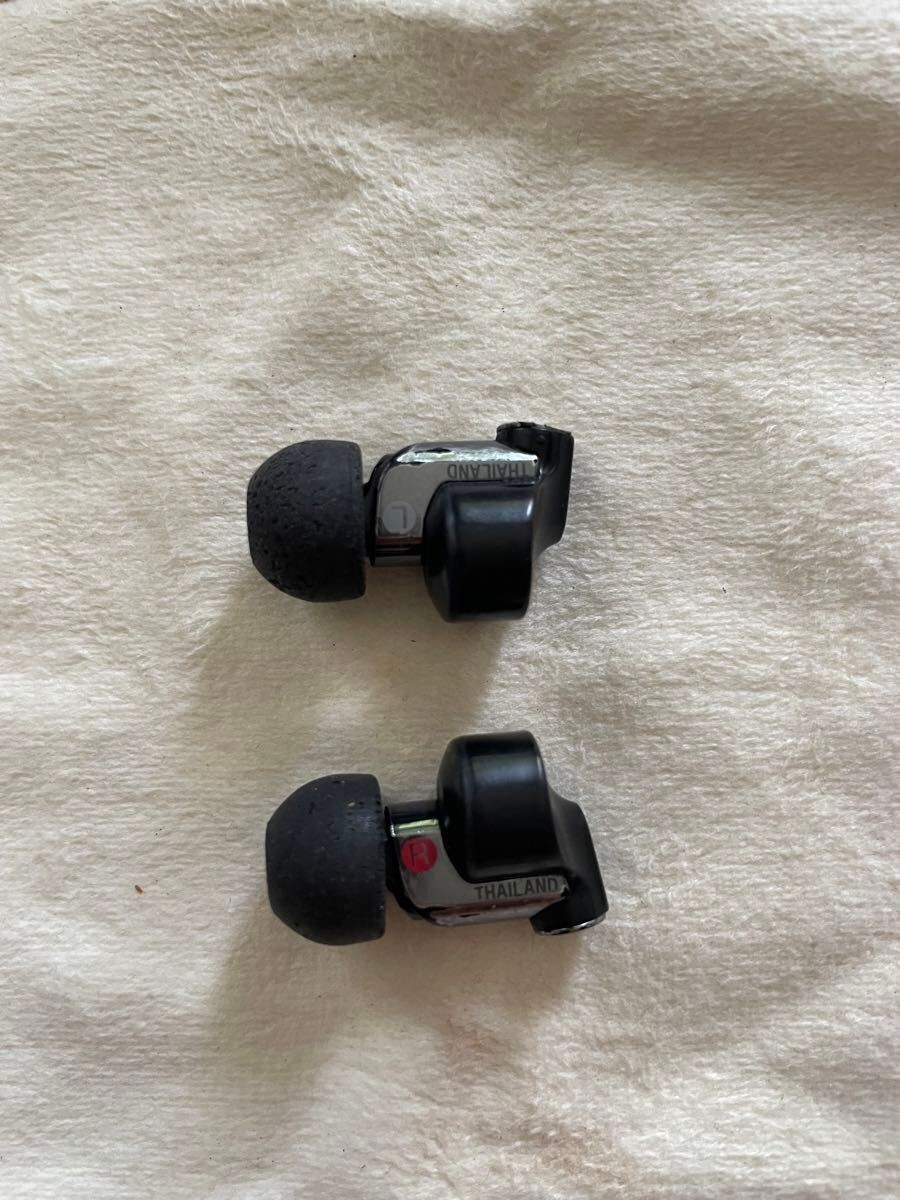 Sony XBA-N1 HD Hybrid In-Ear Headphones + MUC-M12SM2 Cable Sony XBA-N1 HD Hybrid In-Ear Headphones + MUC-M12SM2 Cable