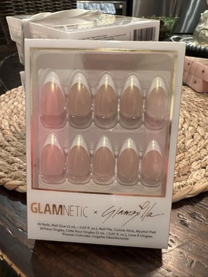 Glamnetic Press On Nails Give Em Grace