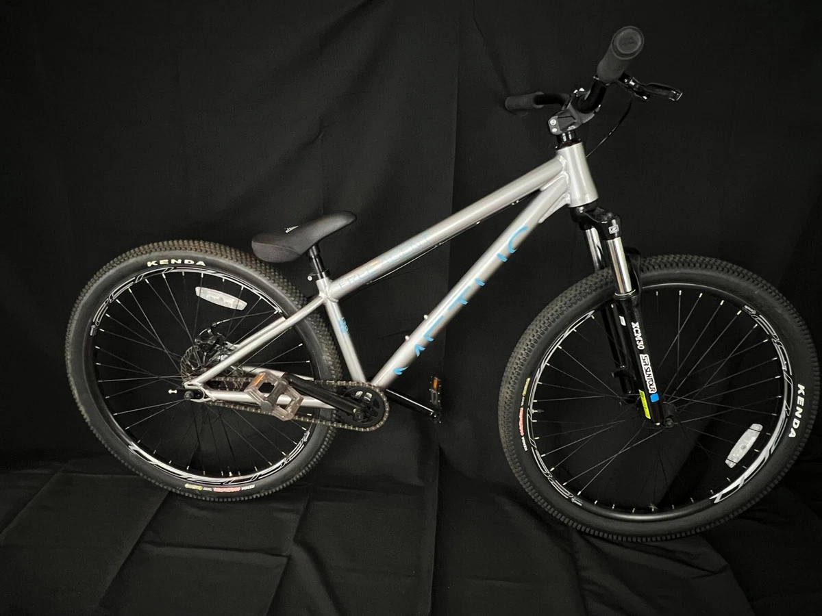 Free agent top dirt jumper