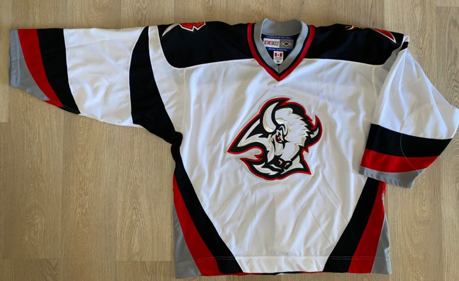 1990-95 BUFFALO SABRES CCM JERSEY (AWAY) L - Classic American Sports