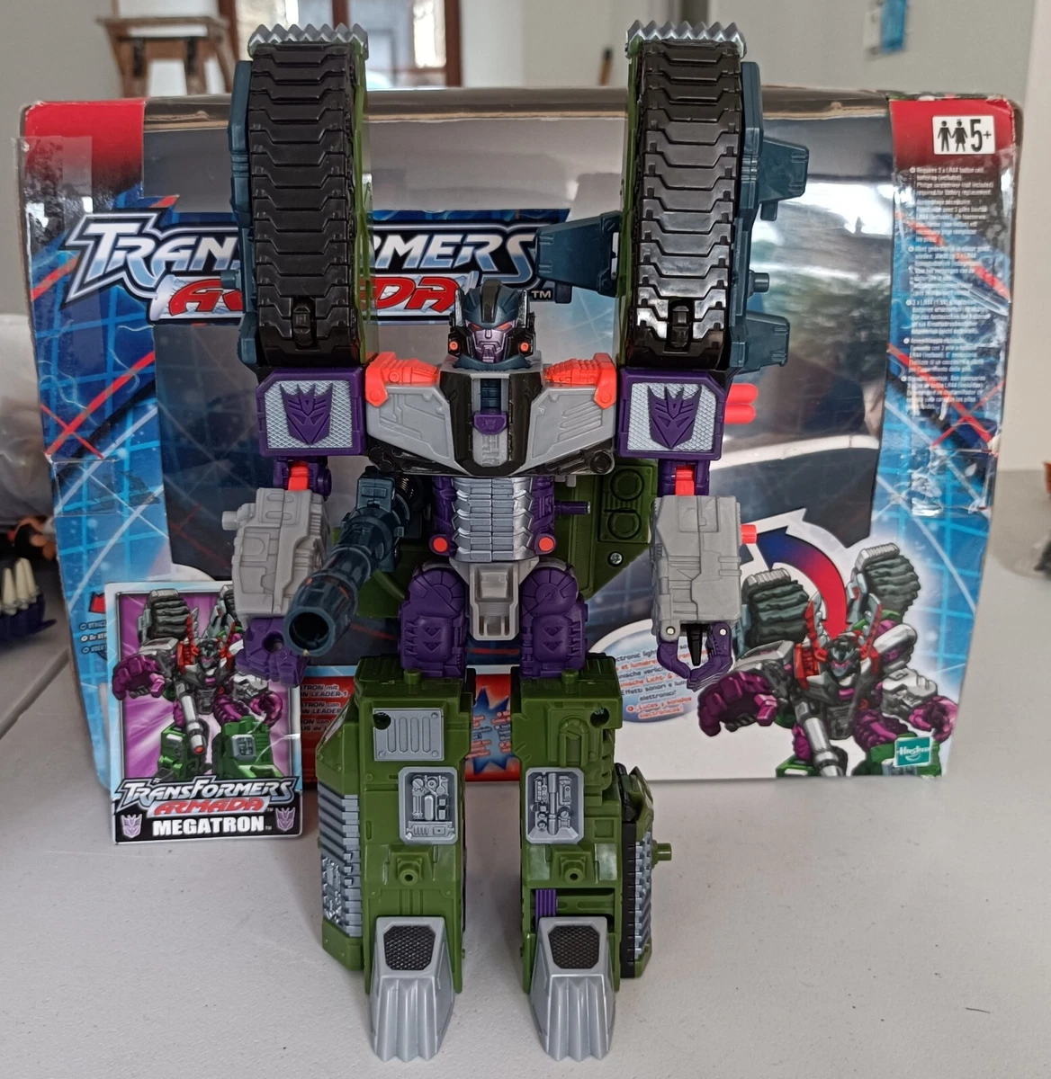Figurines de transformers et robots Année 2002