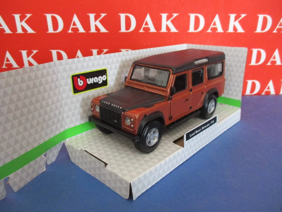 Die cast 1/32 Modellino Auto Land Rover Defender 110 by Burago - Immagine 2 di 4