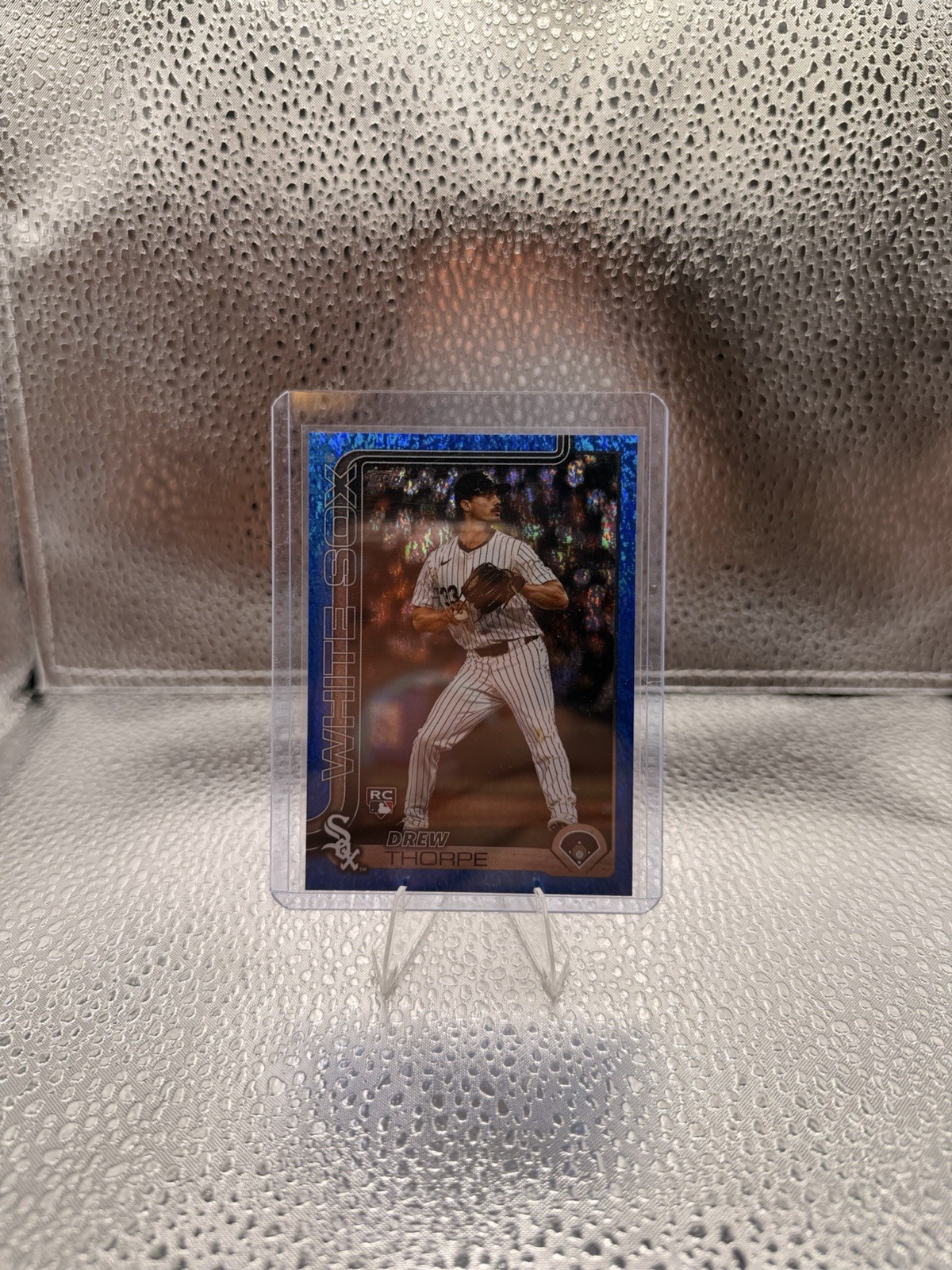 2025 Topps Series 1 - Drew Thorpe #320 Blue Holofoil /150 (RC)